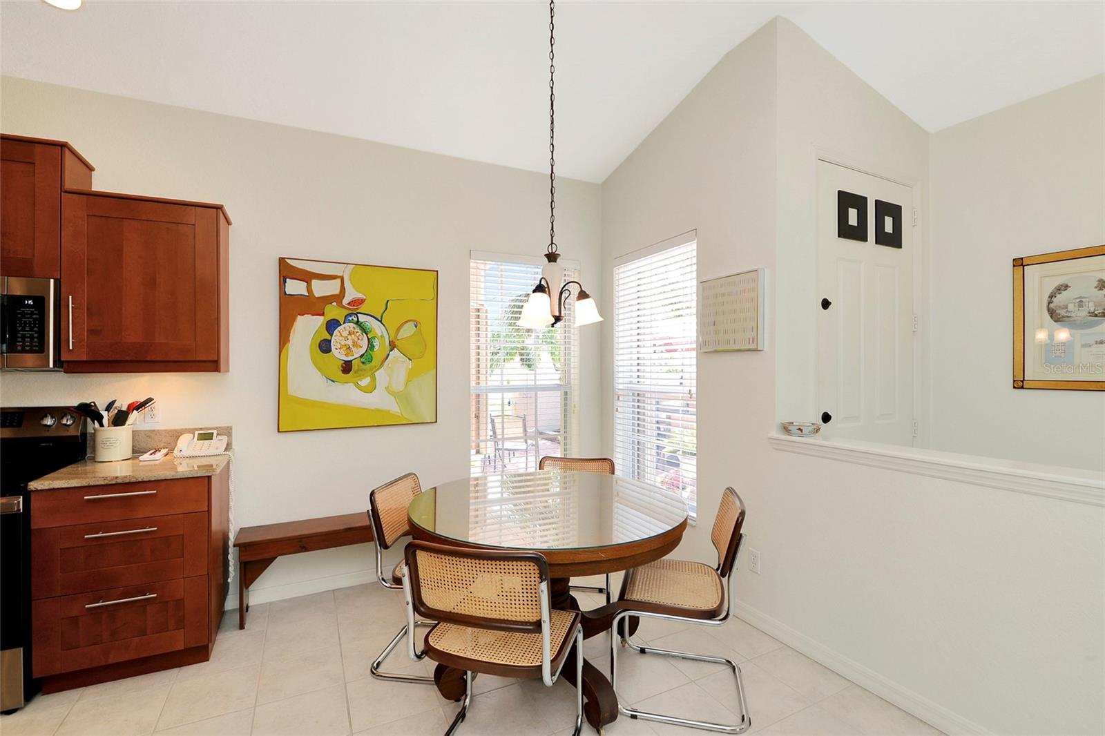 AUBURN WOODS - Residential