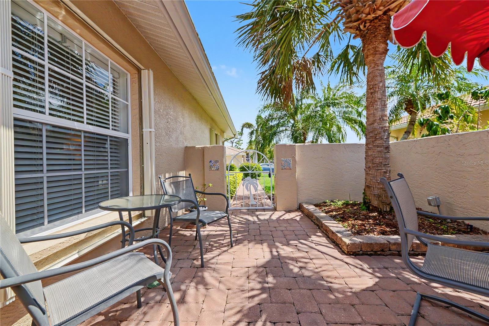 AUBURN WOODS - Residential