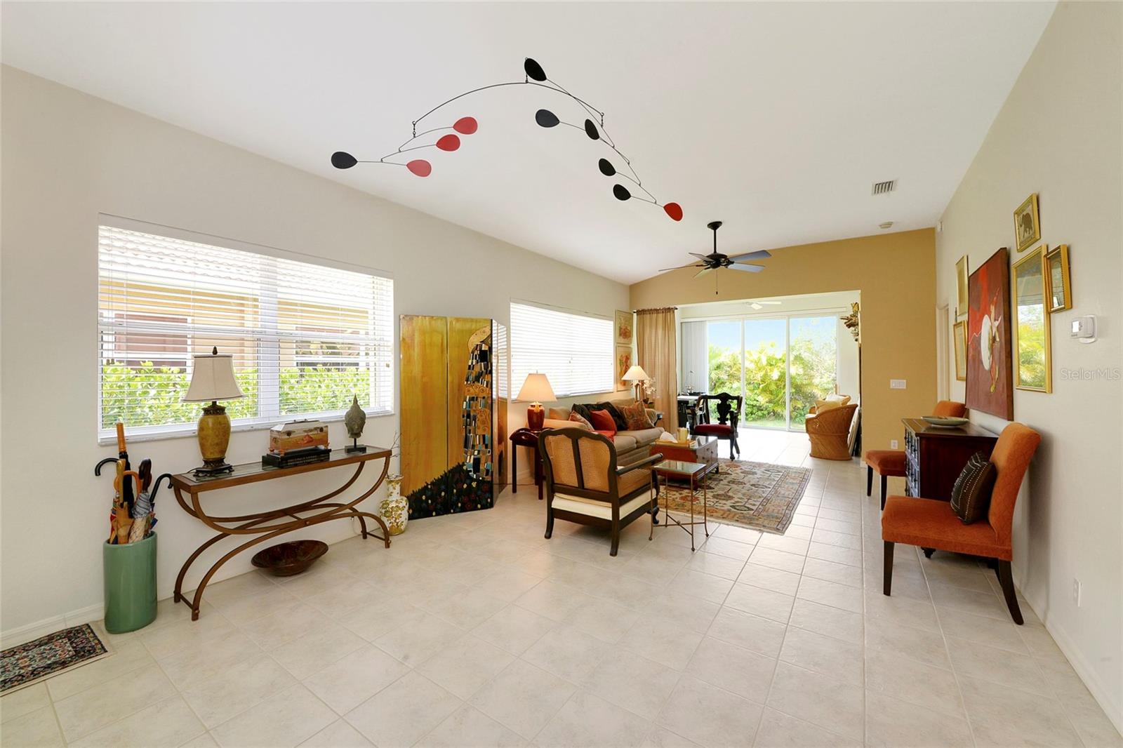 AUBURN WOODS - Residential