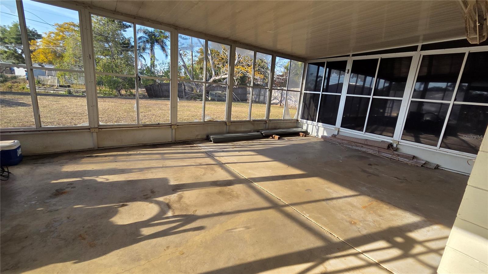 KENNETH CITY - Residential