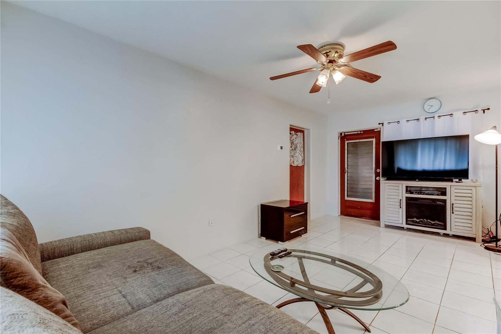 KENNETH CITY - Residential