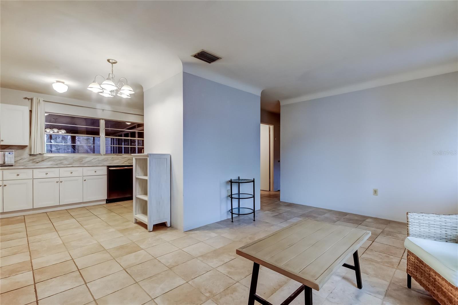 KENNETH CITY - Residential