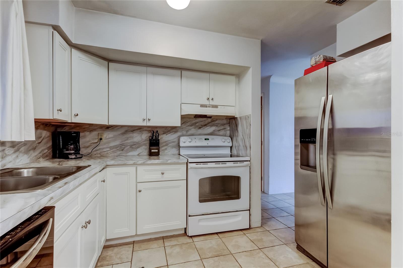 KENNETH CITY - Residential