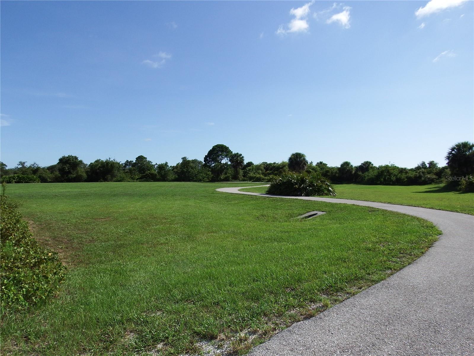 ROTONDA WEST-PINE VLY - Land