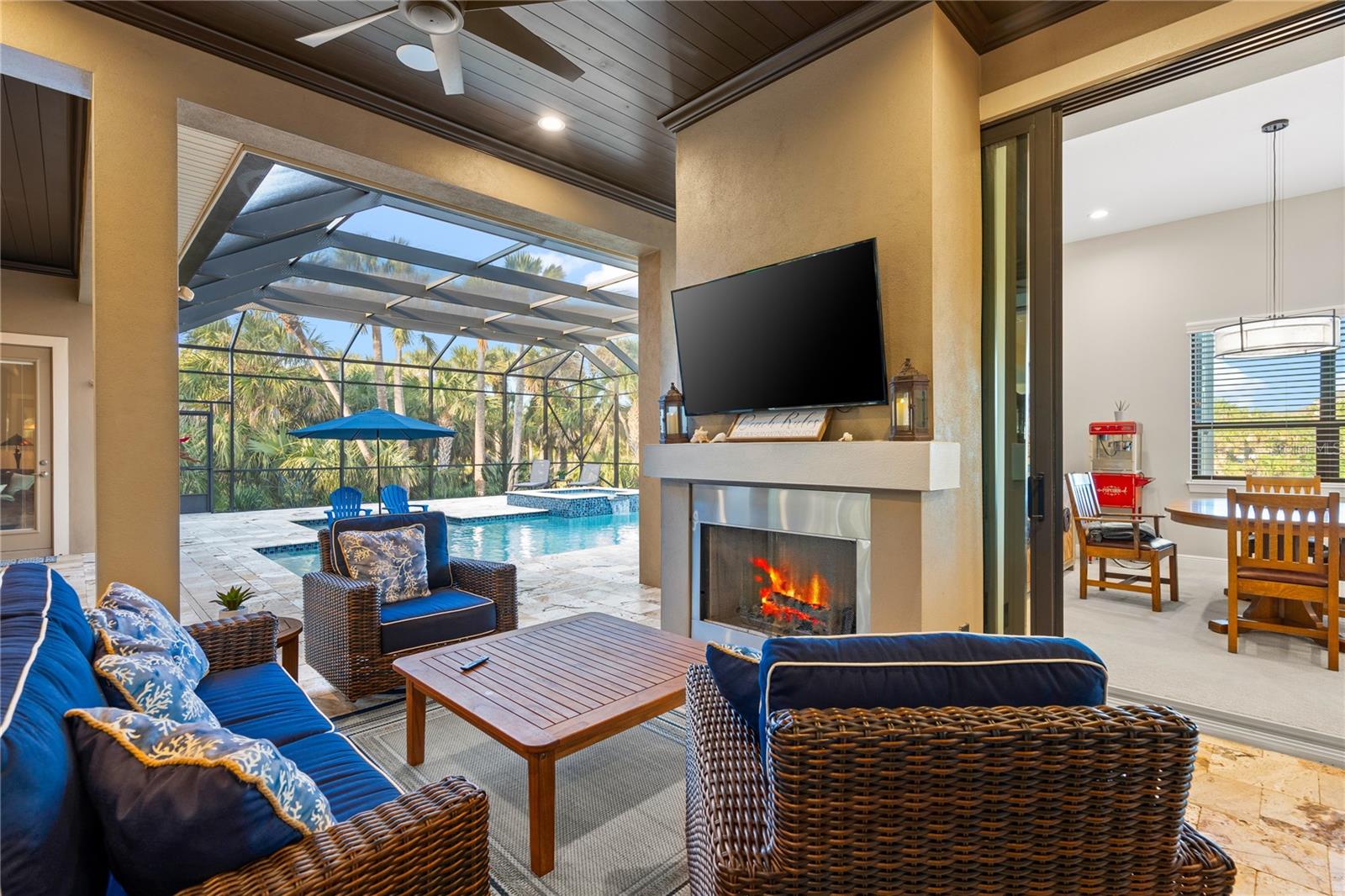 ISLAND ESTATES - Residential