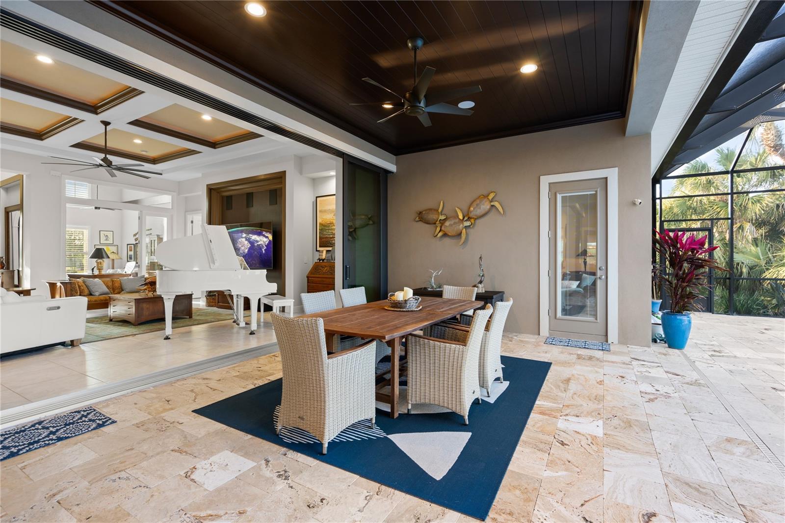 ISLAND ESTATES - Residential