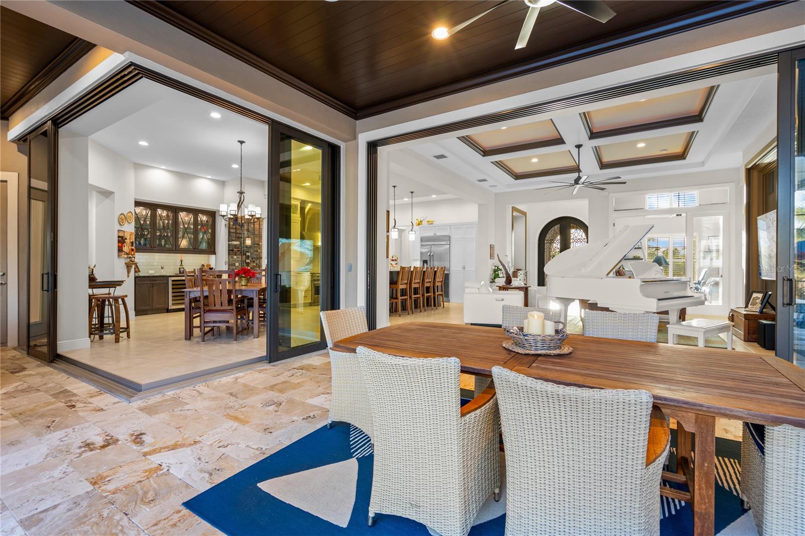 ISLAND ESTATES - Residential