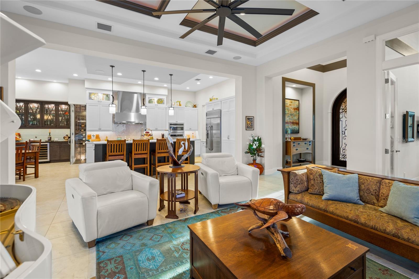 ISLAND ESTATES - Residential