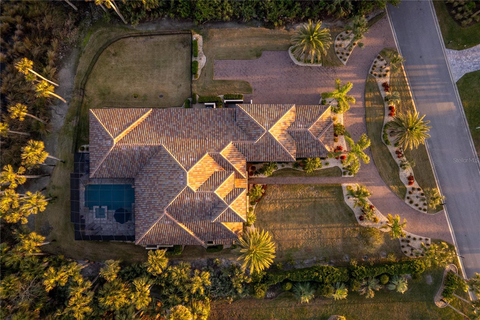 ISLAND ESTATES - Residential