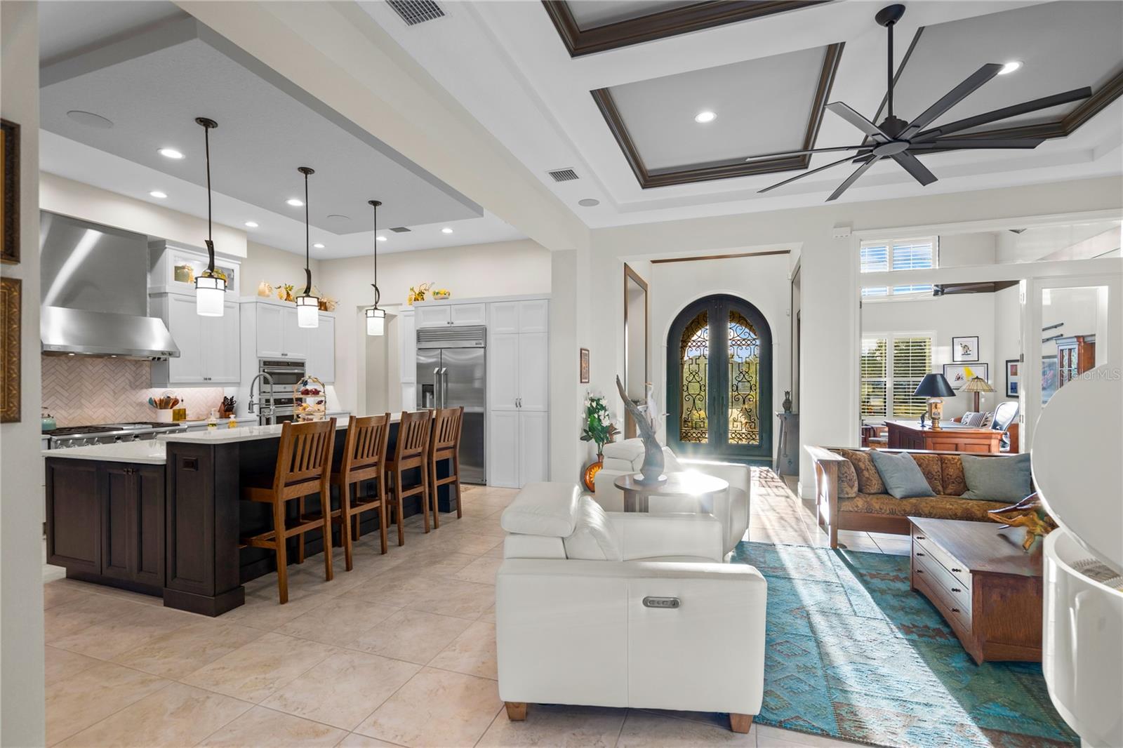 ISLAND ESTATES - Residential