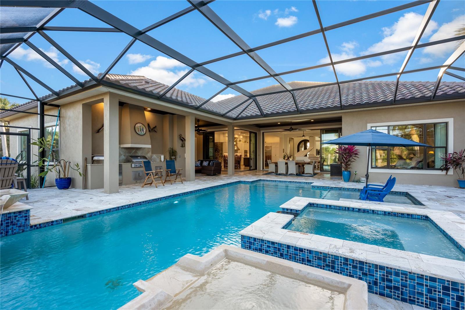 ISLAND ESTATES - Residential