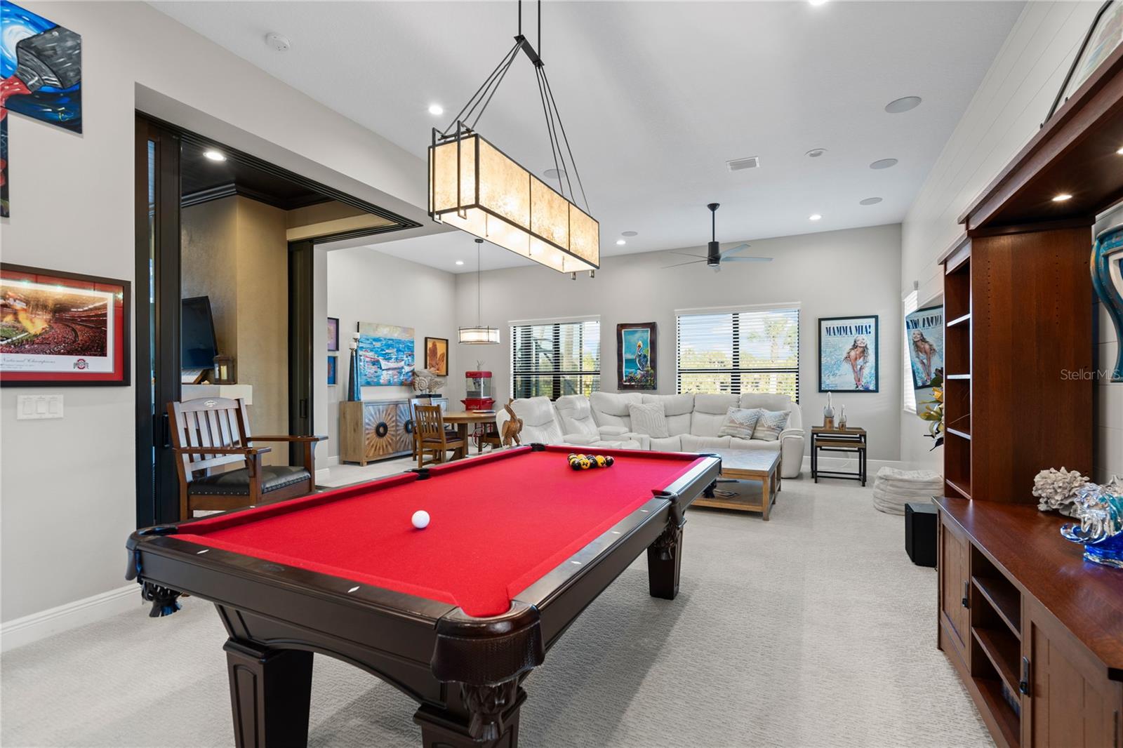 ISLAND ESTATES - Residential