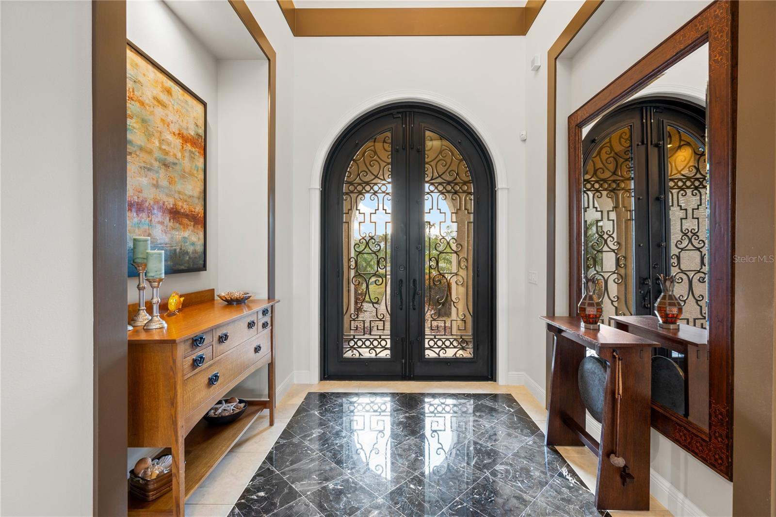 ISLAND ESTATES - Residential