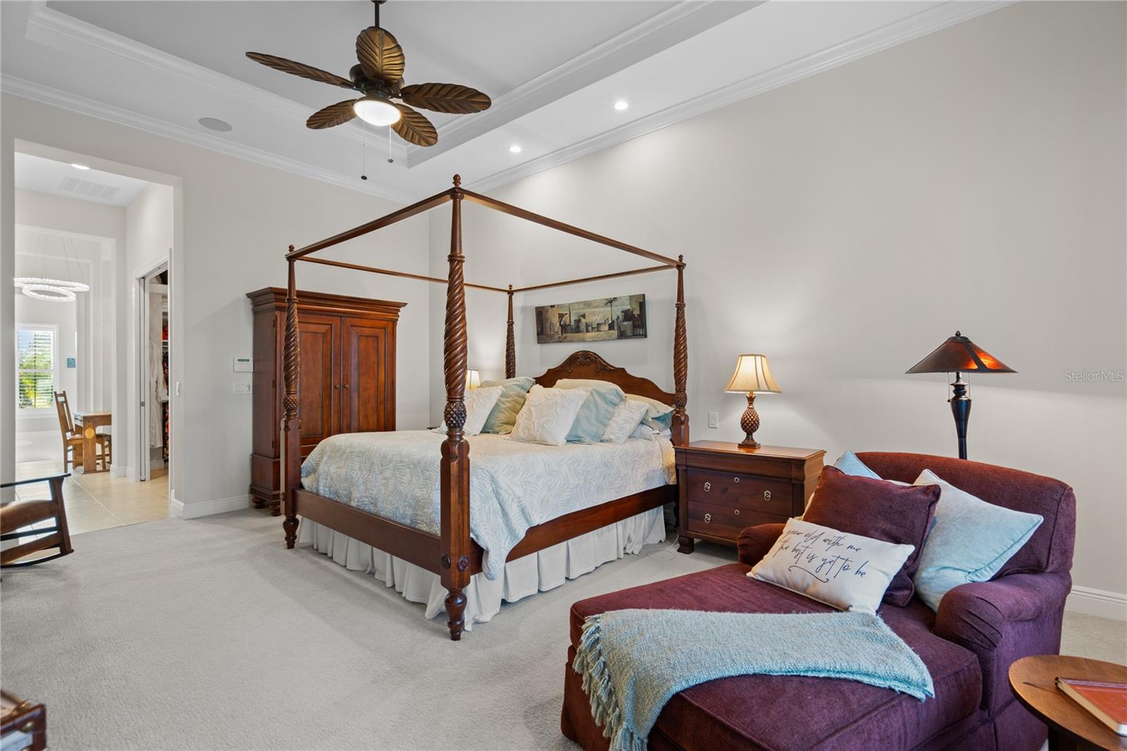 ISLAND ESTATES - Residential