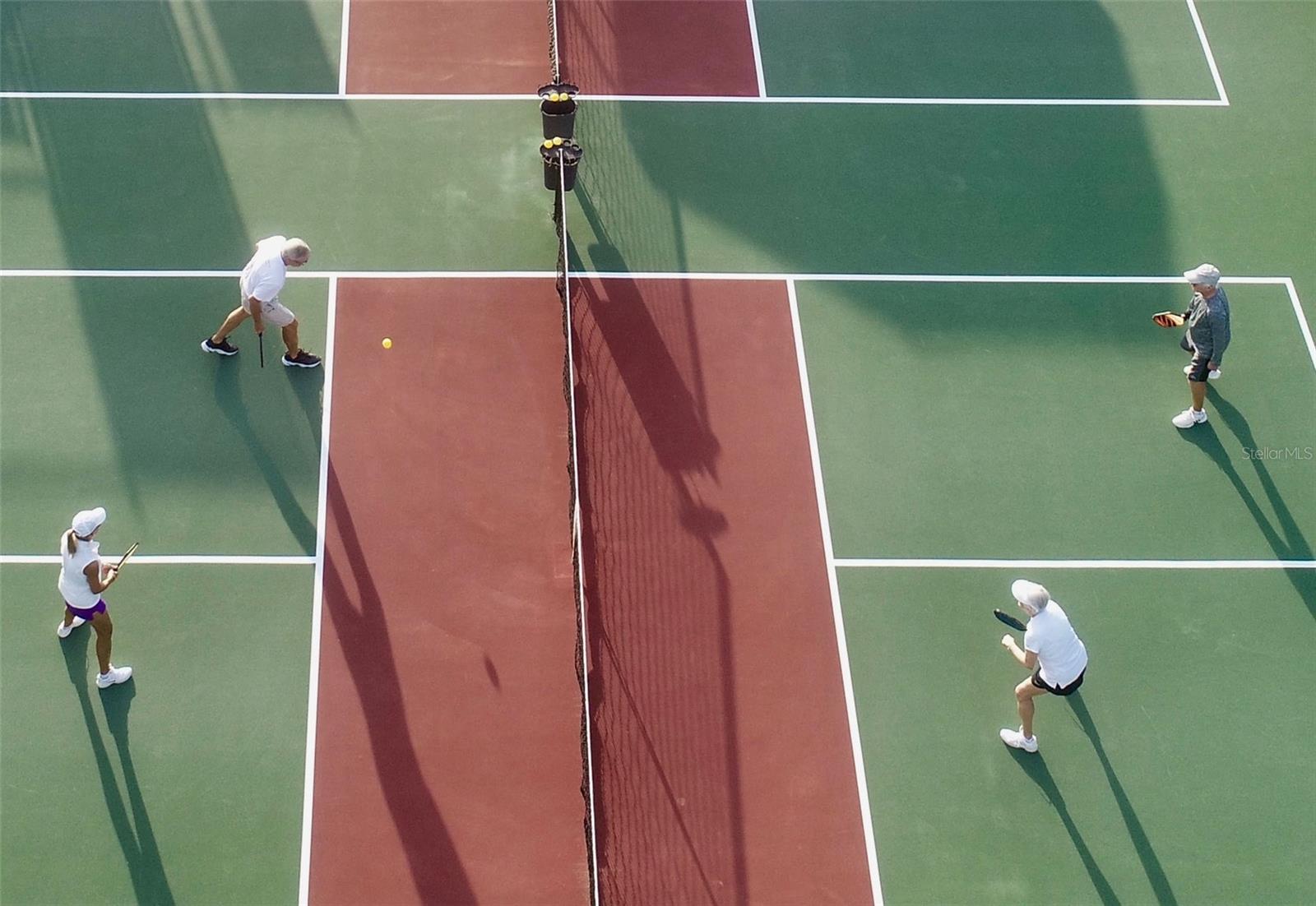 ISLAND ESTATES - Residential