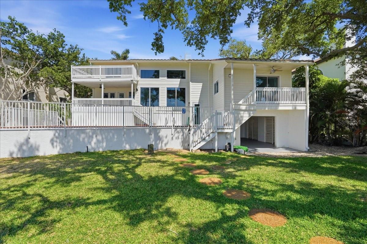 BAY ISLES - Residential