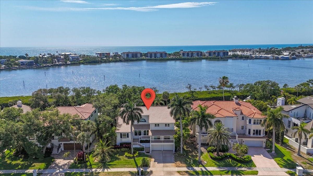 BAY ISLES - Residential