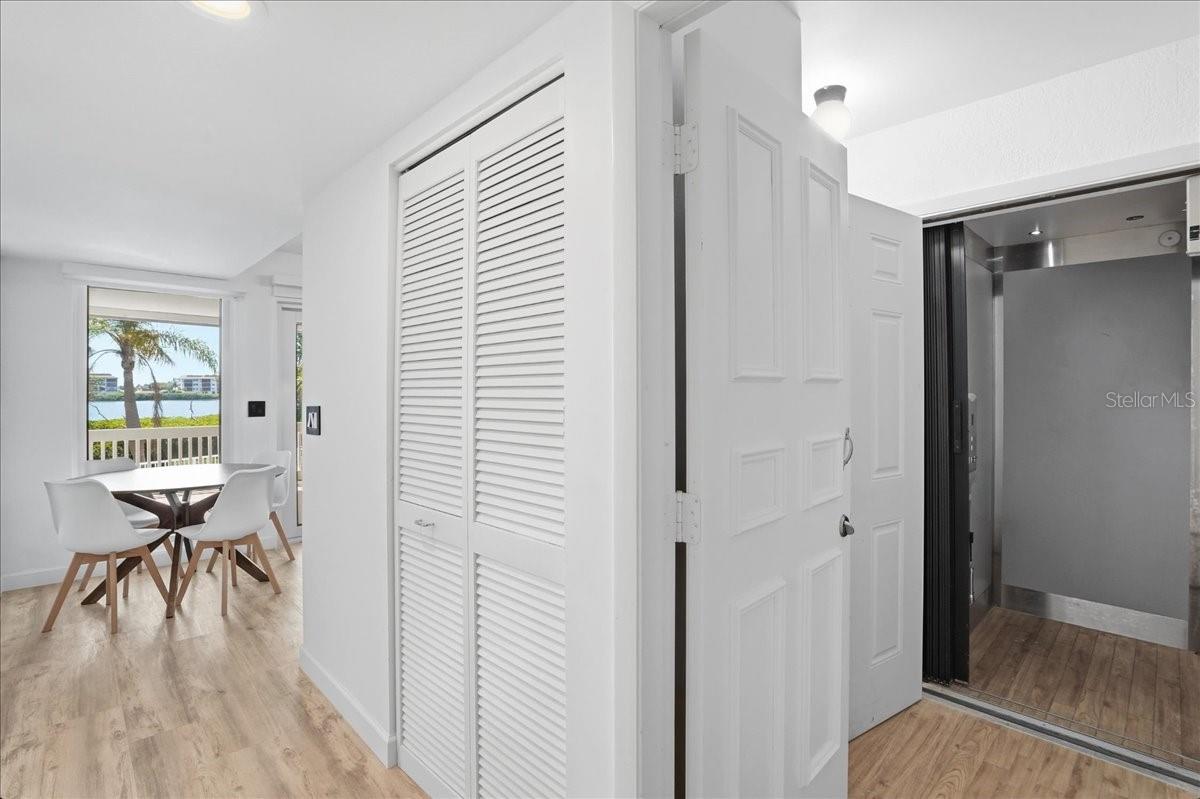 BAY ISLES - Residential