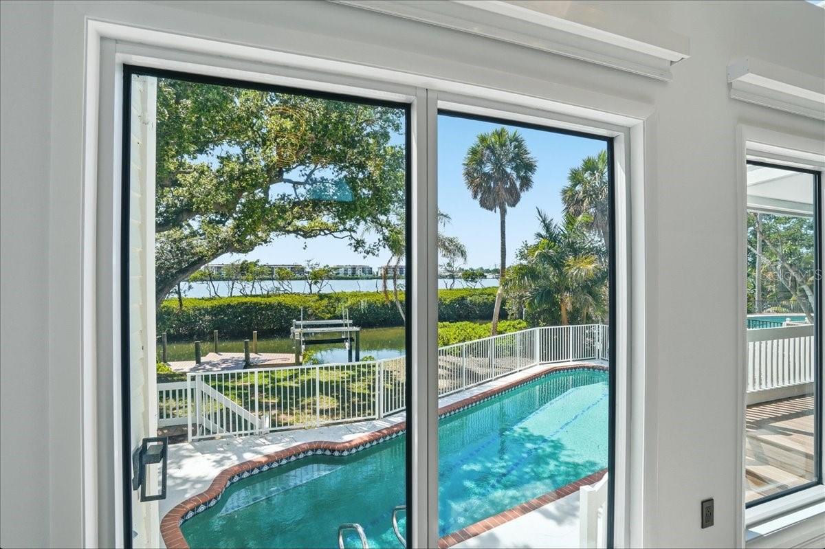 BAY ISLES - Residential