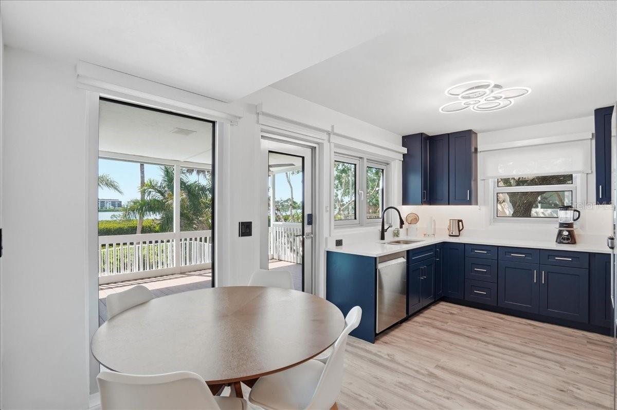 BAY ISLES - Residential