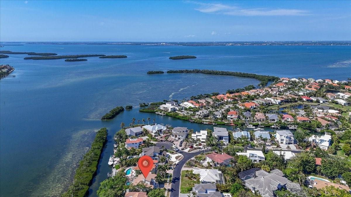 BAY ISLES - Residential