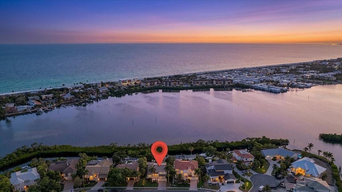 BAY ISLES - Residential