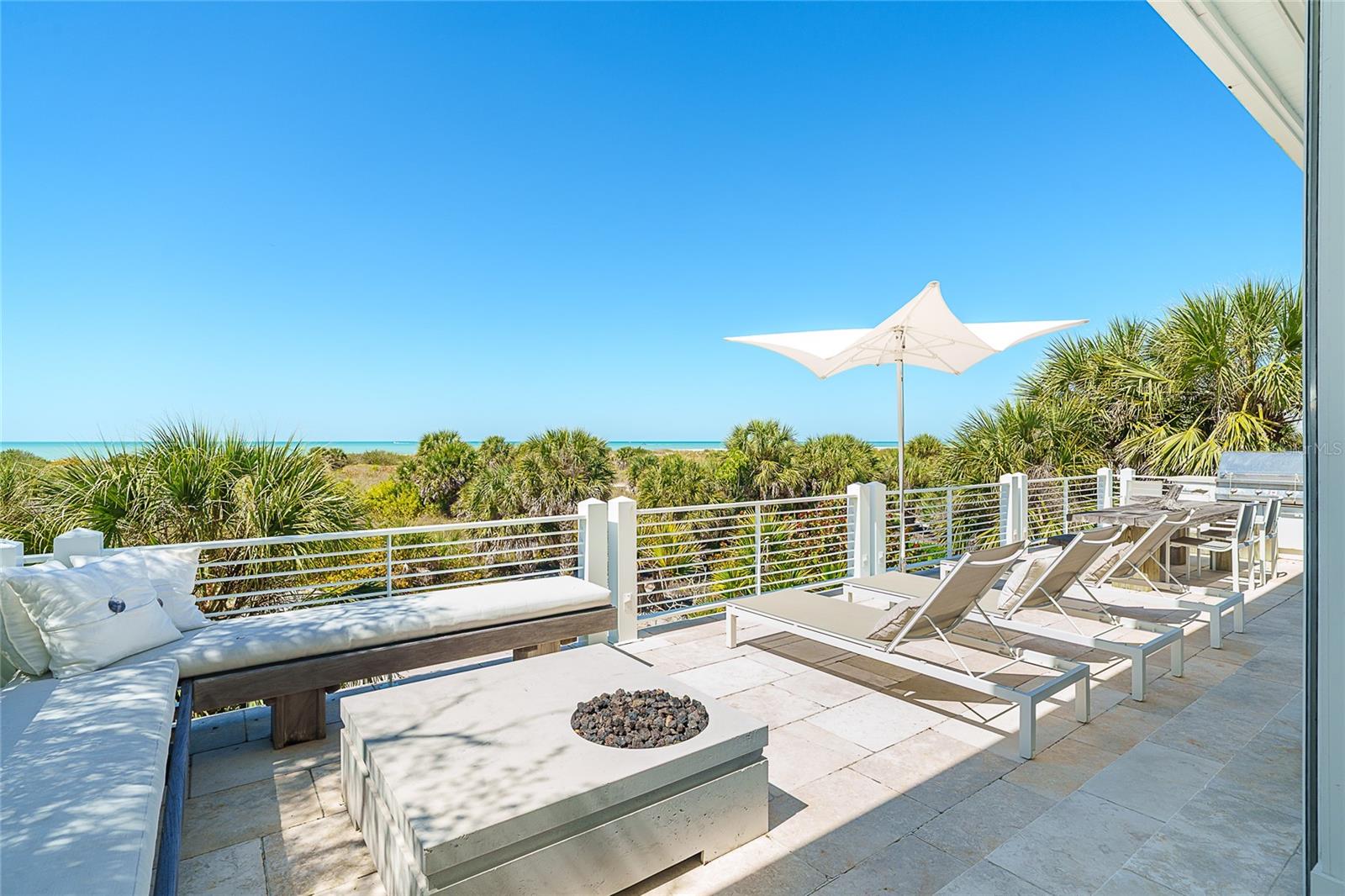 ISLAND HARBOR BEACH CLUB SEC 01 - Residential