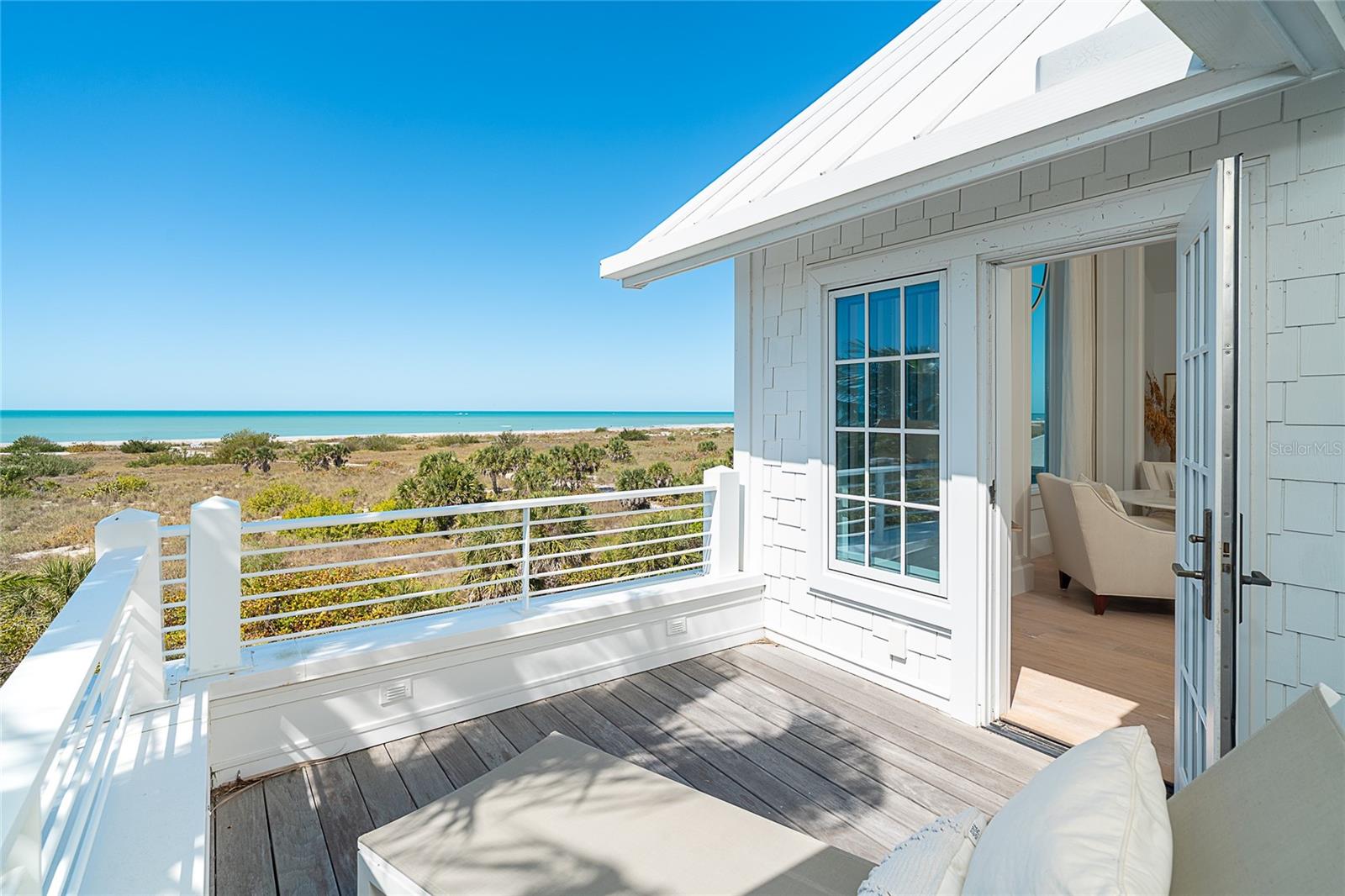 ISLAND HARBOR BEACH CLUB SEC 01 - Residential