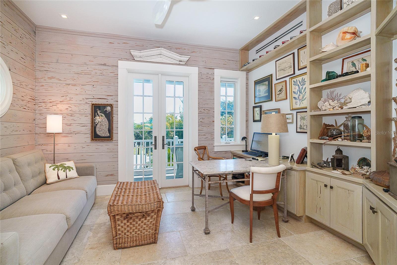 ISLAND HARBOR BEACH CLUB SEC 01 - Residential