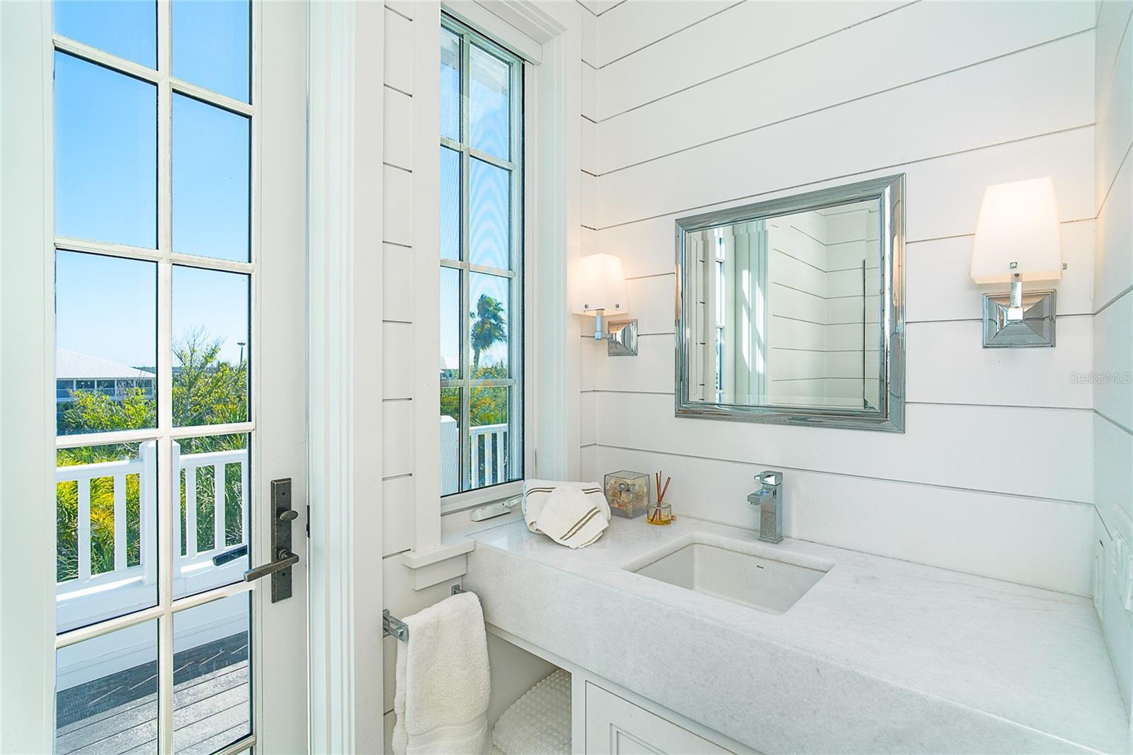 ISLAND HARBOR BEACH CLUB SEC 01 - Residential