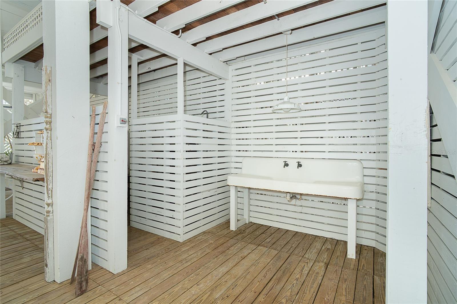 ISLAND HARBOR BEACH CLUB SEC 01 - Residential