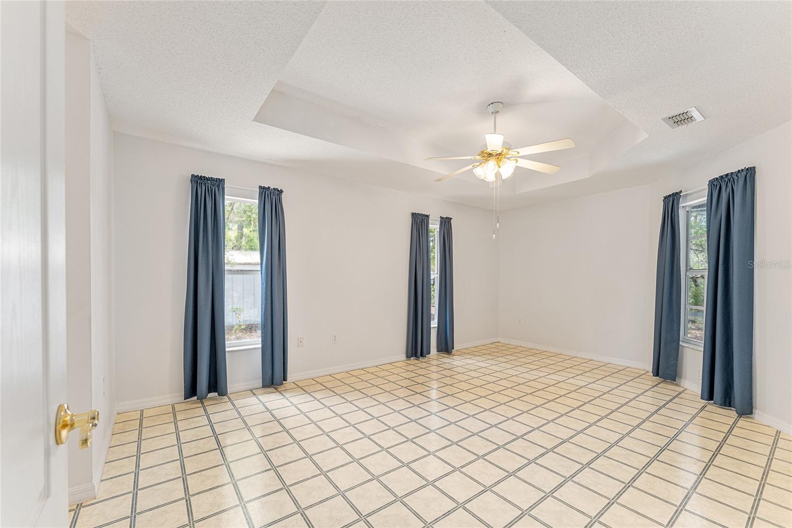 MINI FARMS UNIT 10 UNREC - Residential