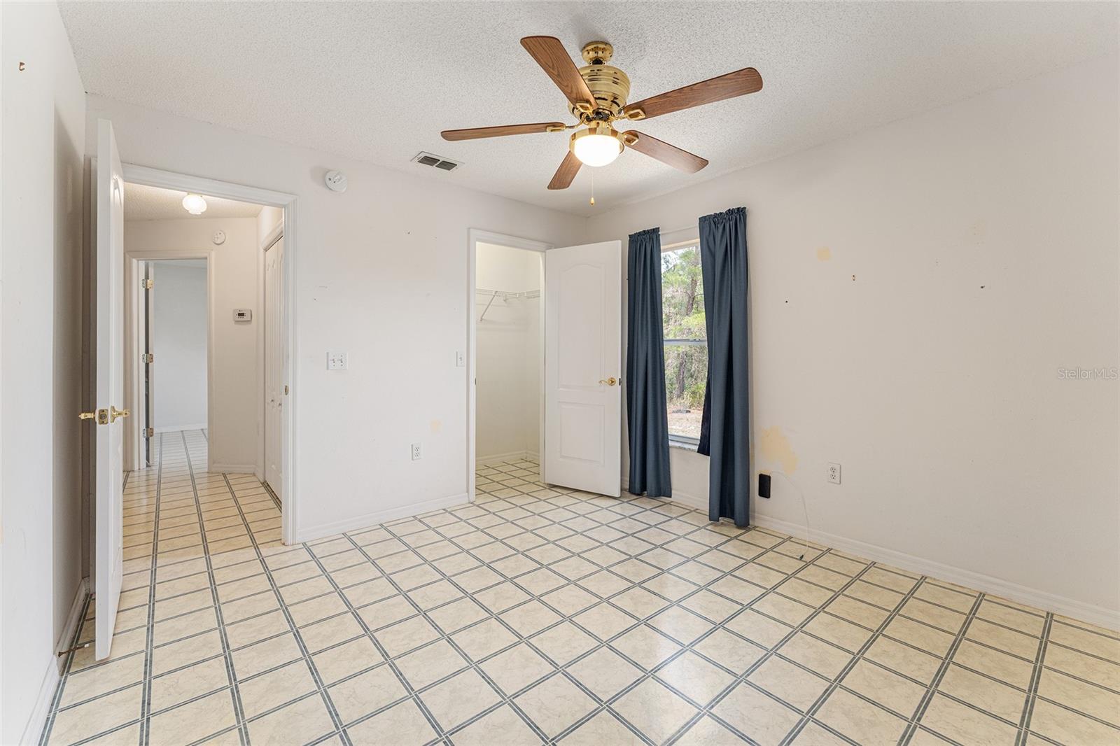 MINI FARMS UNIT 10 UNREC - Residential