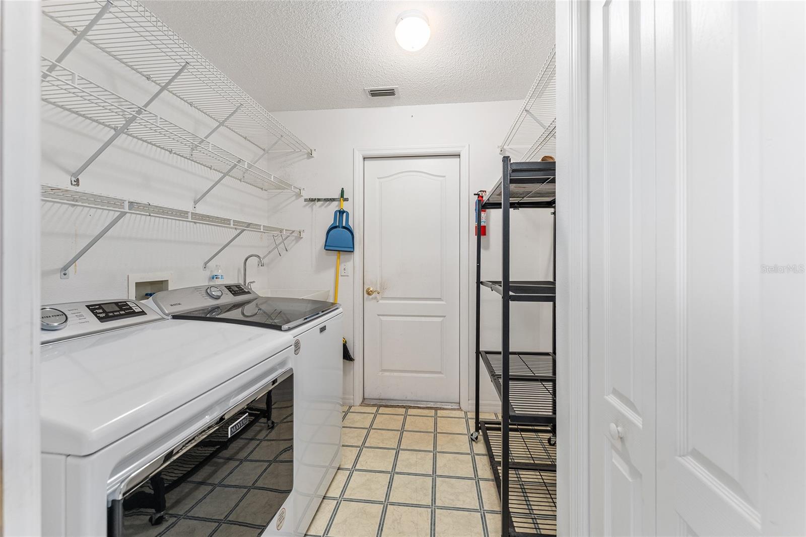 MINI FARMS UNIT 10 UNREC - Residential