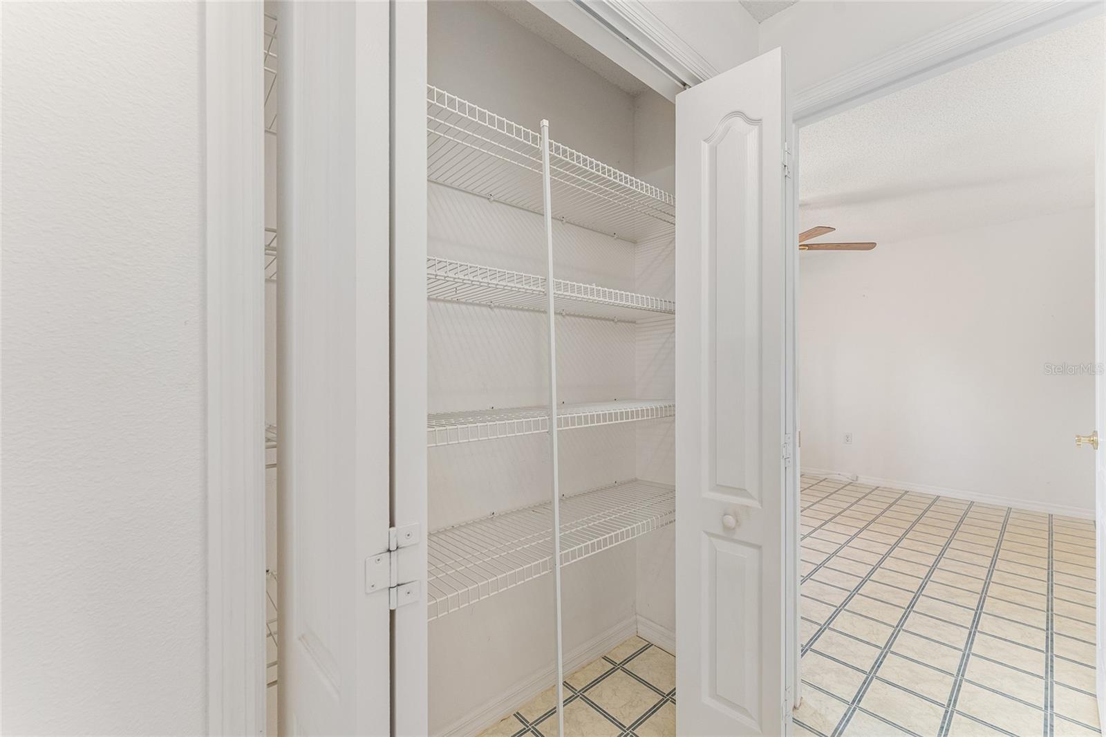 MINI FARMS UNIT 10 UNREC - Residential