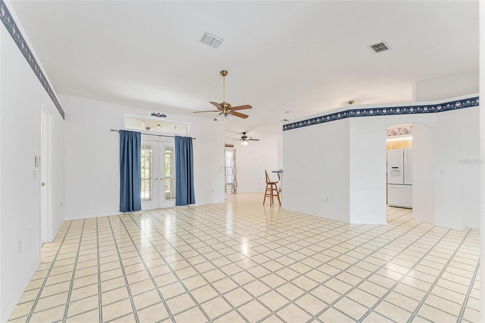 MINI FARMS UNIT 10 UNREC - Residential