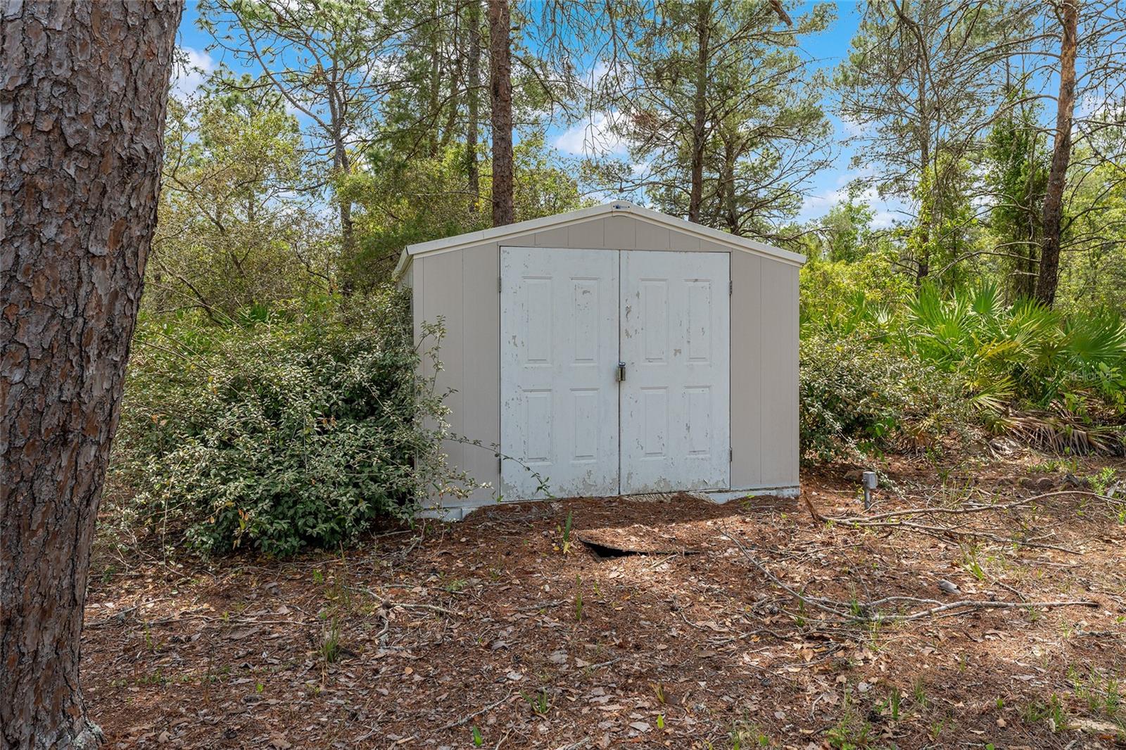 MINI FARMS UNIT 10 UNREC - Residential