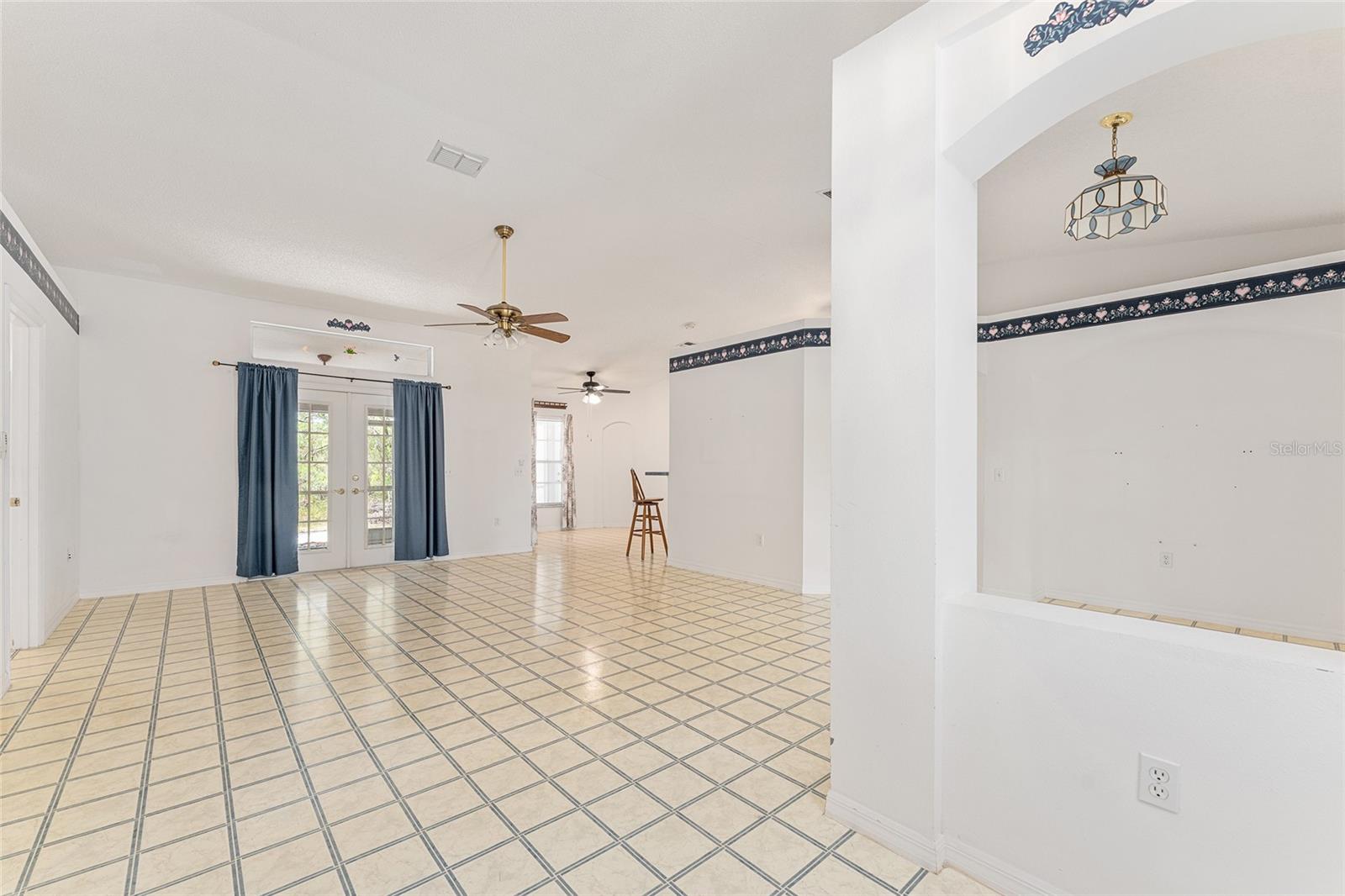 MINI FARMS UNIT 10 UNREC - Residential