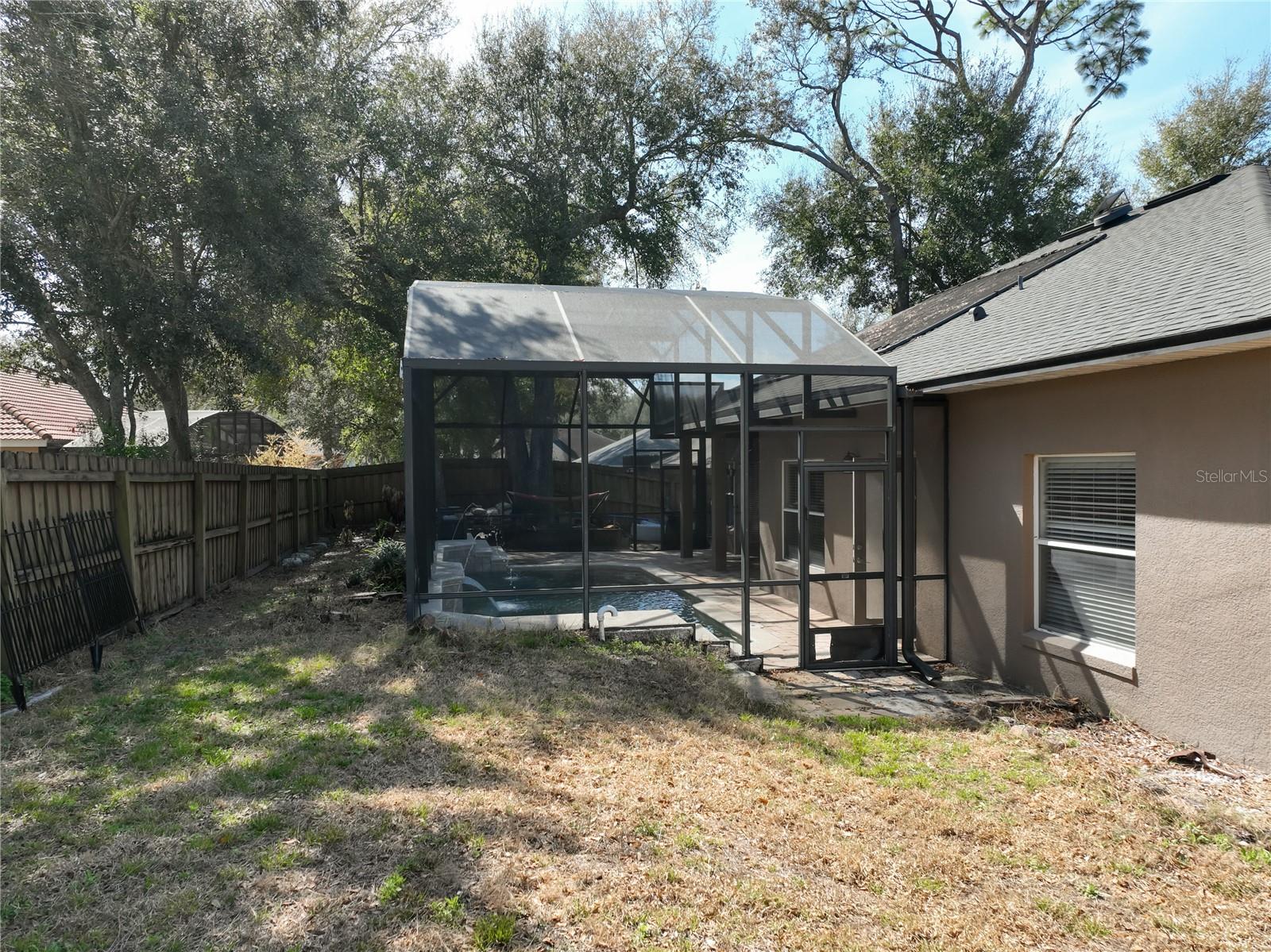 STONEYWOOD PH 11 - Residential