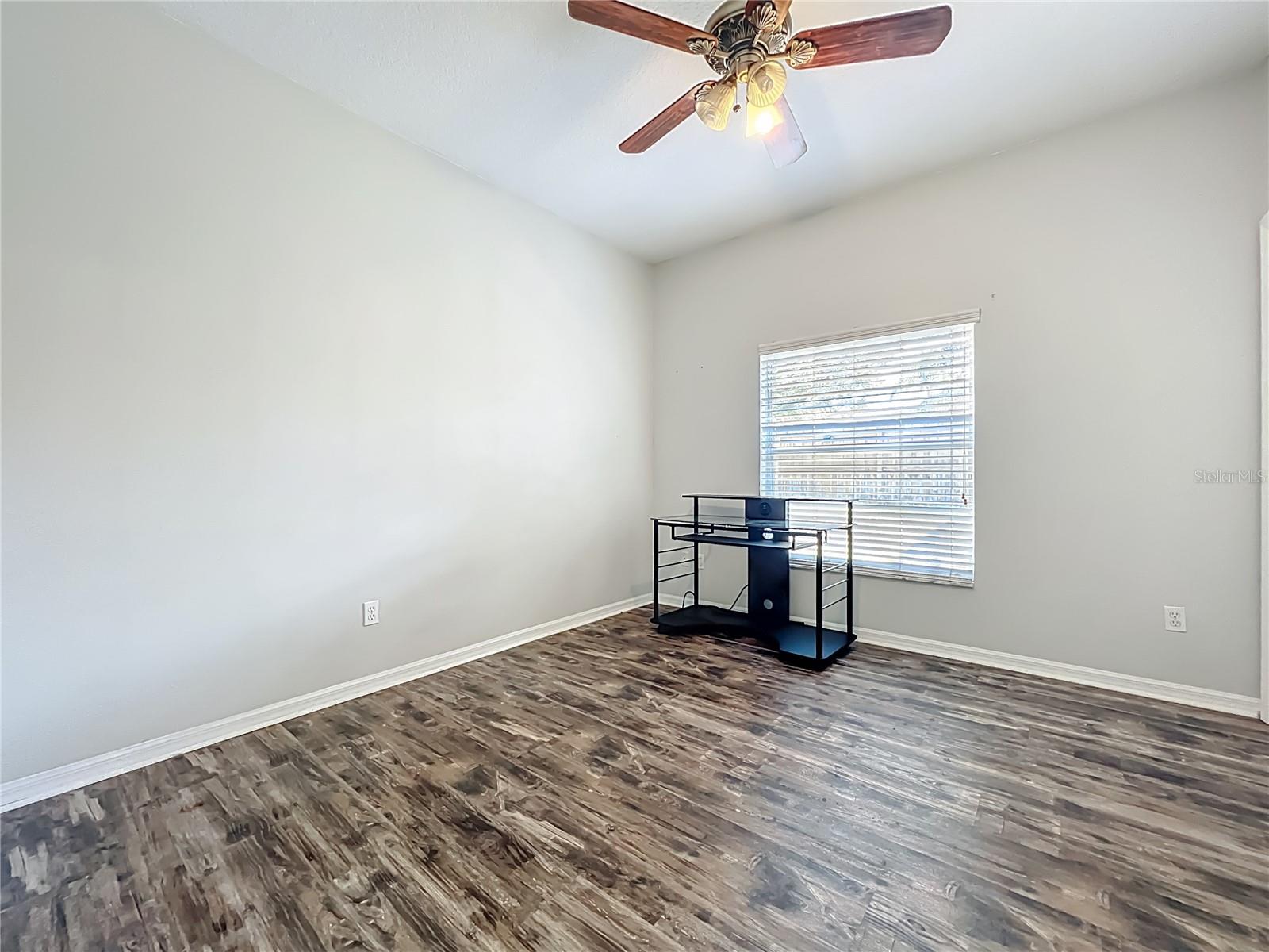 STONEYWOOD PH 11 - Residential