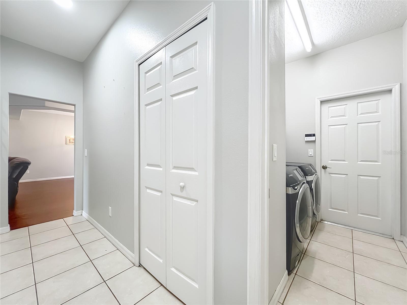 STONEYWOOD PH 11 - Residential