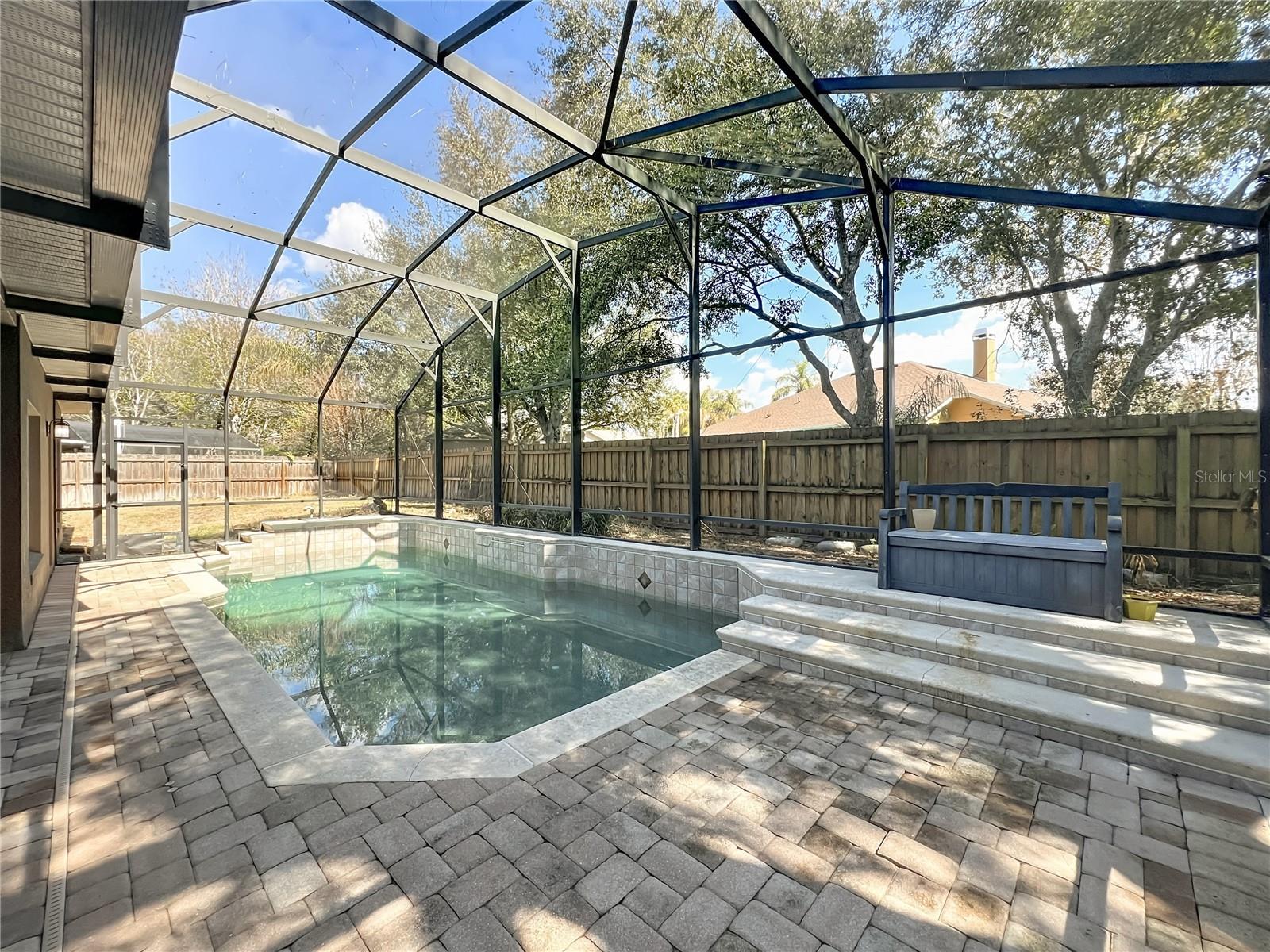 STONEYWOOD PH 11 - Residential