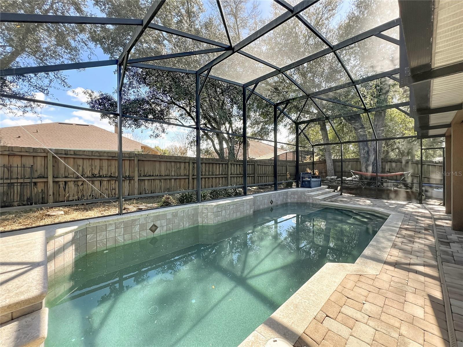 STONEYWOOD PH 11 - Residential