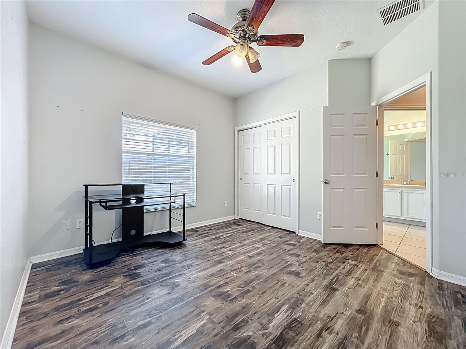 STONEYWOOD PH 11 - Residential