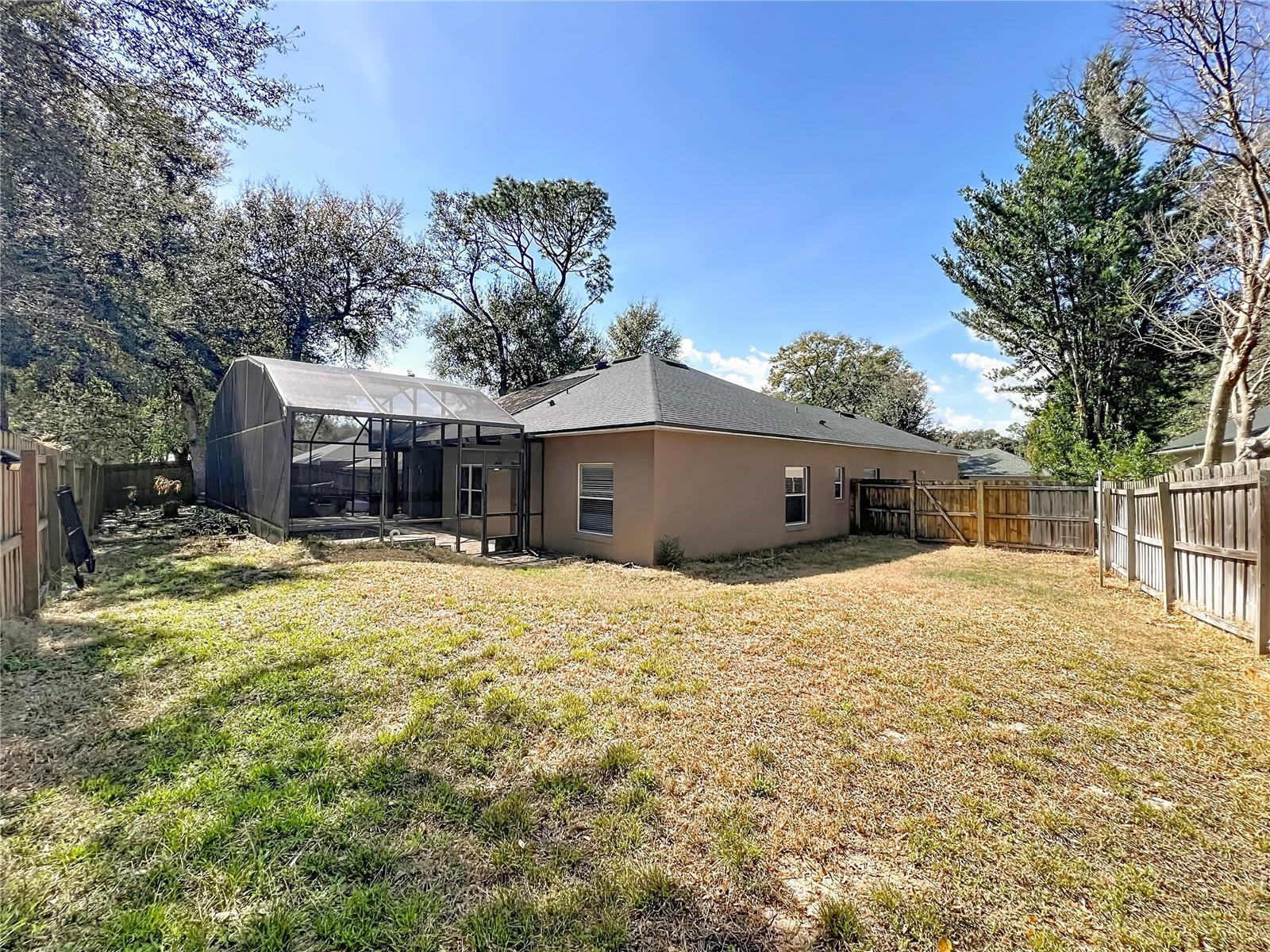 STONEYWOOD PH 11 - Residential