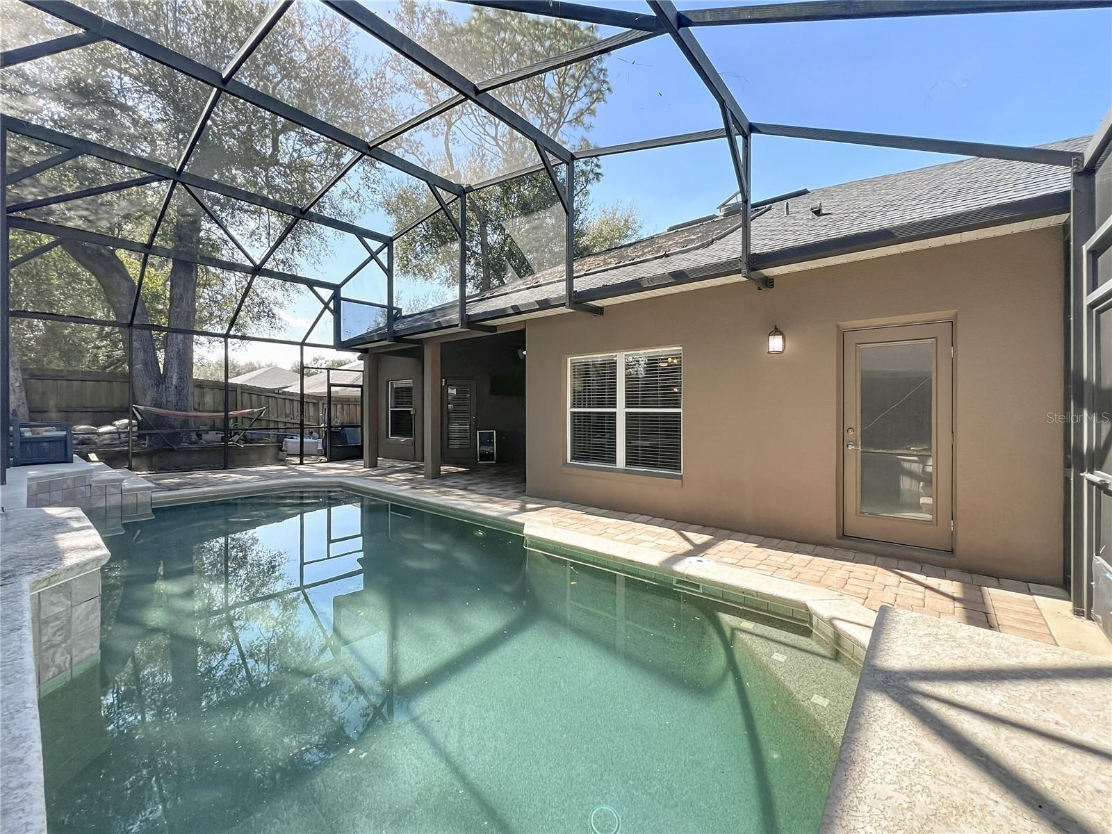 STONEYWOOD PH 11 - Residential