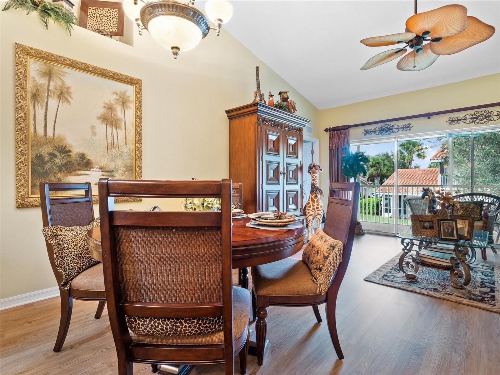 LAKESIDE LANDINGS - Residential