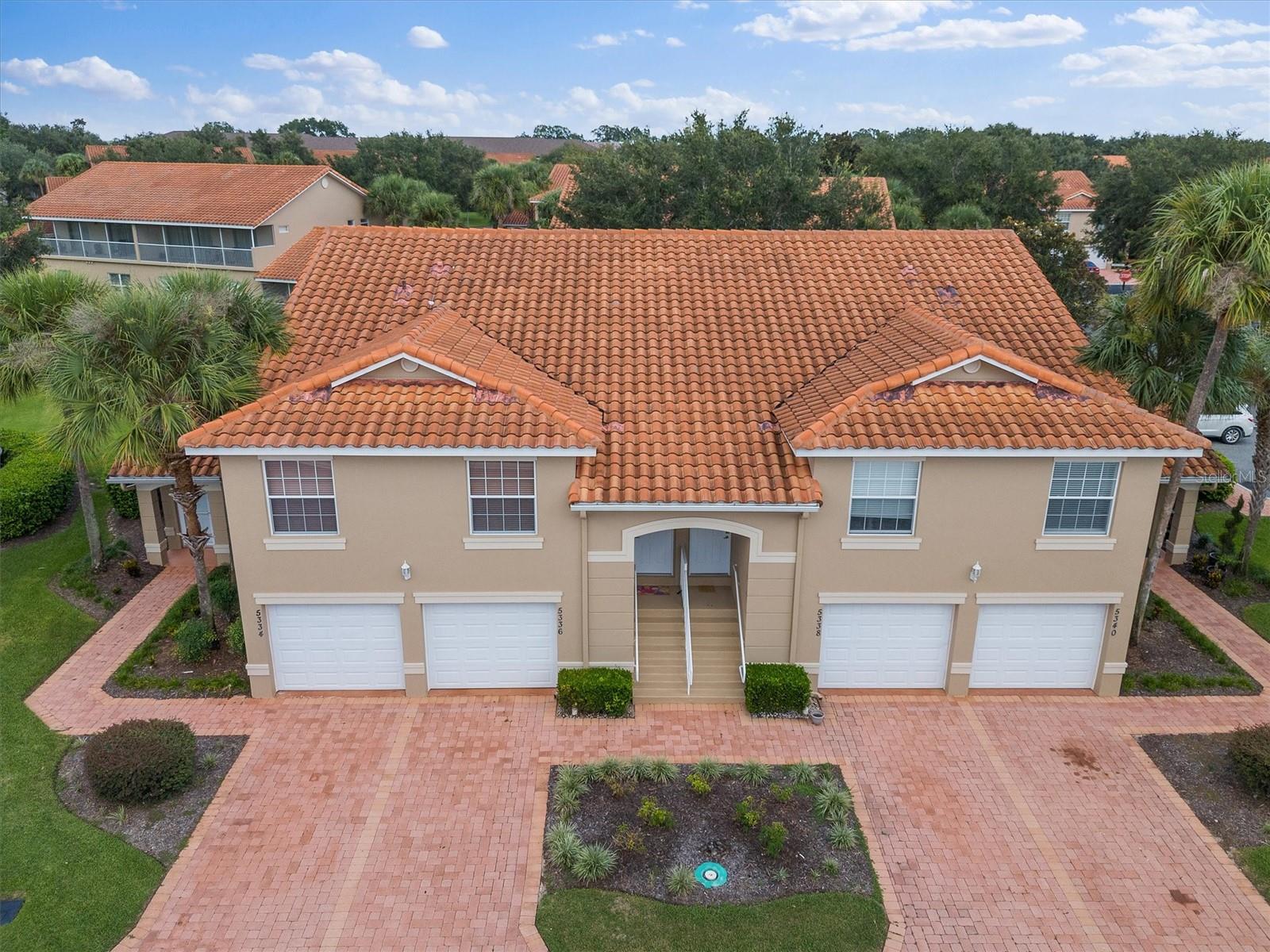 LAKESIDE LANDINGS - Residential