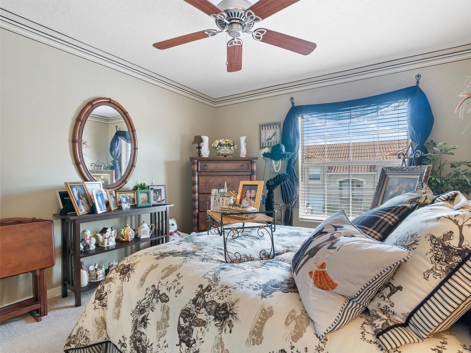 LAKESIDE LANDINGS - Residential