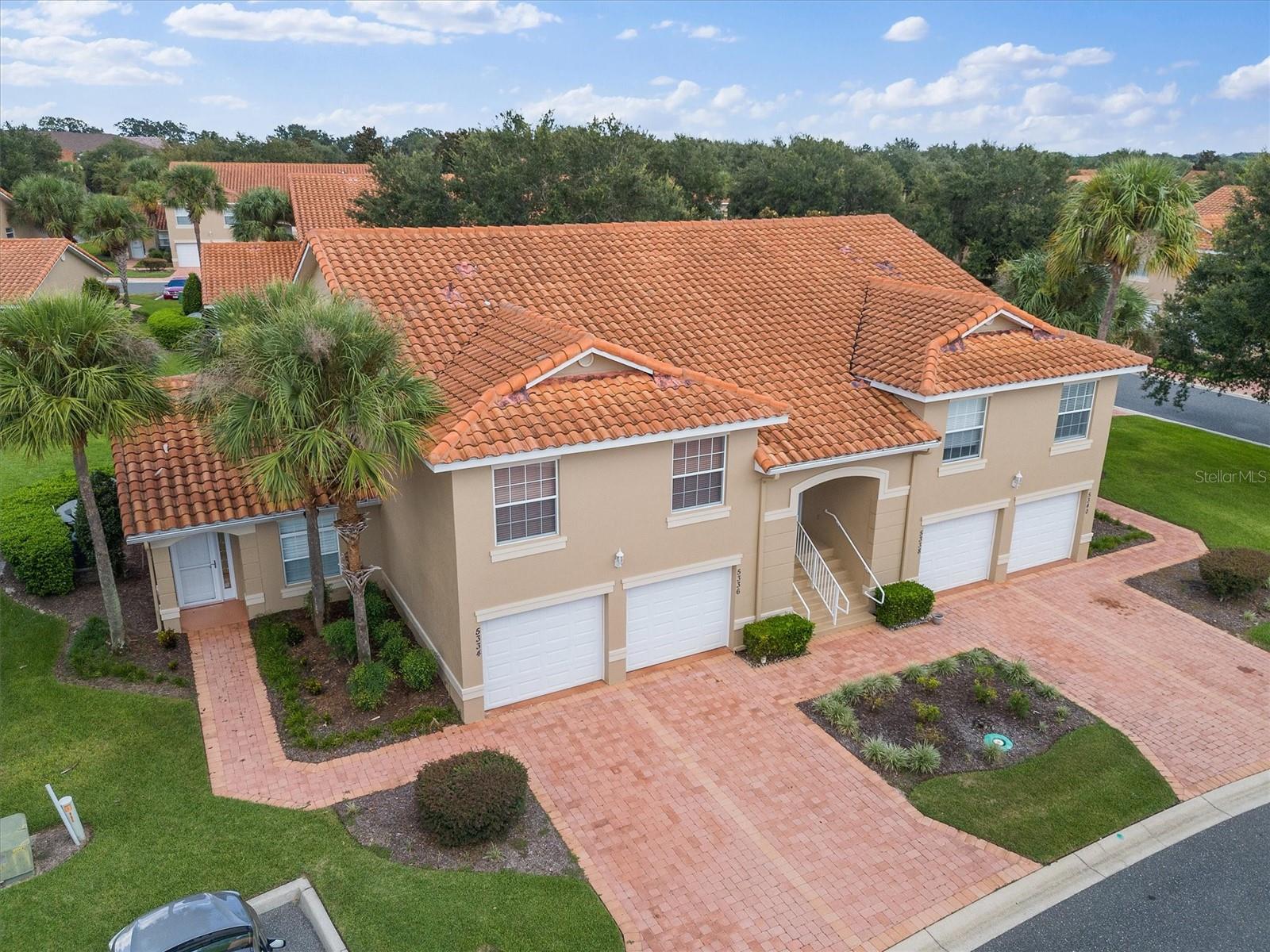 LAKESIDE LANDINGS - Residential